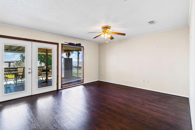 104 Bayside Street, Livingston, TX 77351