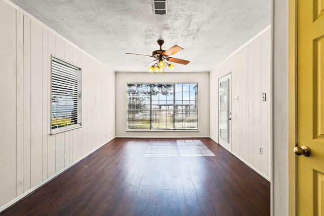104 Bayside Street, Livingston, TX 77351