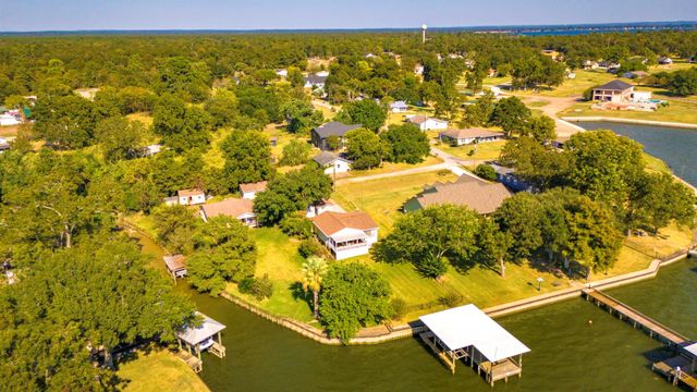 104 Bayside Street, Livingston, TX 77351