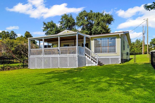 104 Bayside Street, Livingston, TX 77351