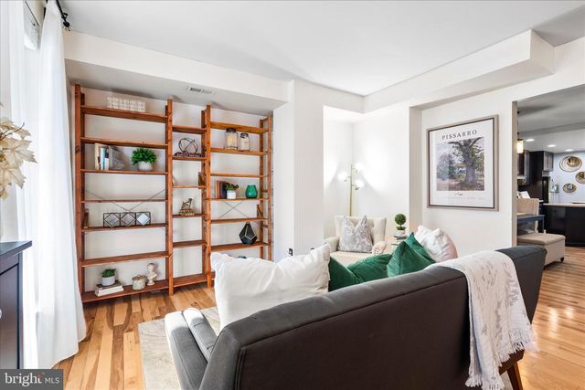 7 JEFFERSON ST, Frederick, MD 21701