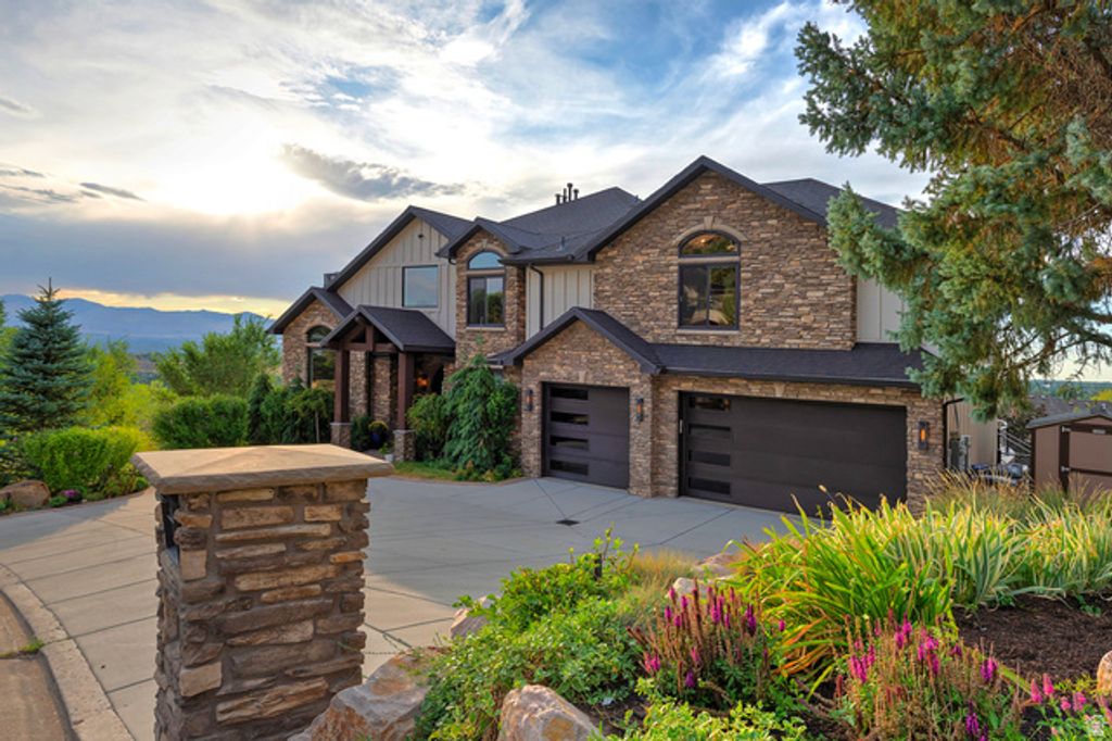 2373 E BEAR HILLS CIR, Draper, UT 84020