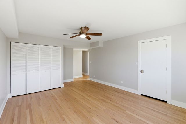 1215 Balmoral Avenue, Westchester, IL 60154