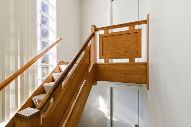 1215 Balmoral Avenue, Westchester, IL 60154