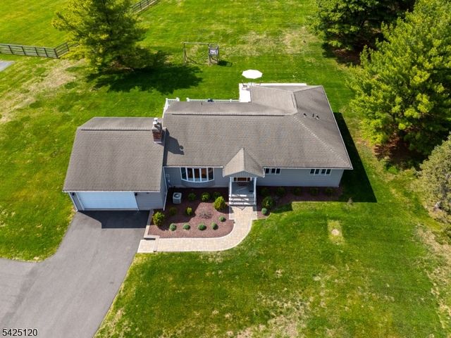 33 Hog Hollow Rd, Alexandria Twp., NJ 08867