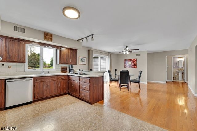 33 Hog Hollow Rd, Alexandria Twp., NJ 08867