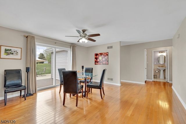 33 Hog Hollow Rd, Alexandria Twp., NJ 08867