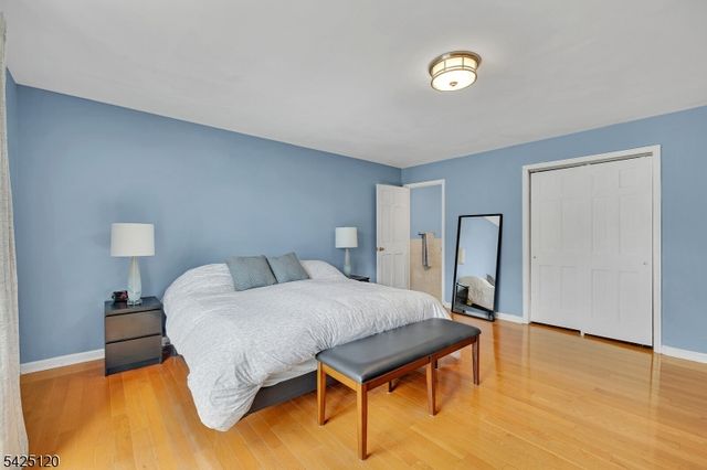 33 Hog Hollow Rd, Alexandria Twp., NJ 08867