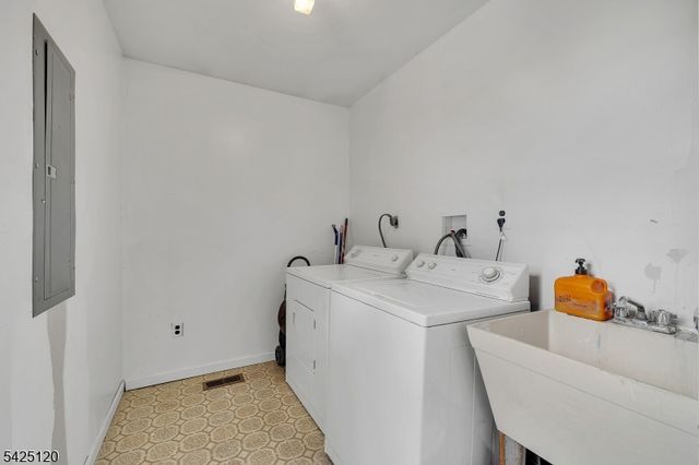 33 Hog Hollow Rd, Alexandria Twp., NJ 08867