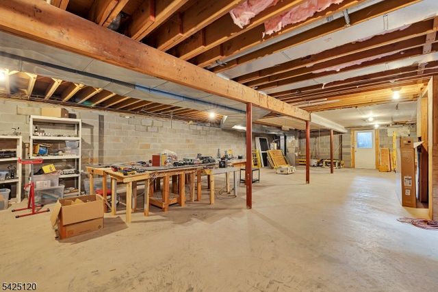 33 Hog Hollow Rd, Alexandria Twp., NJ 08867