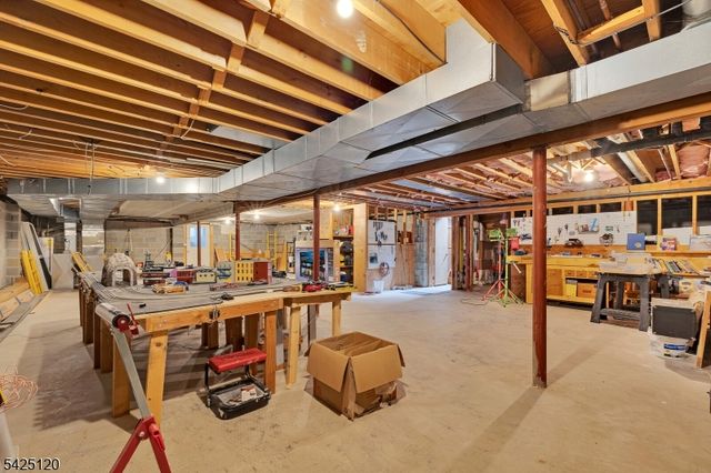 33 Hog Hollow Rd, Alexandria Twp., NJ 08867