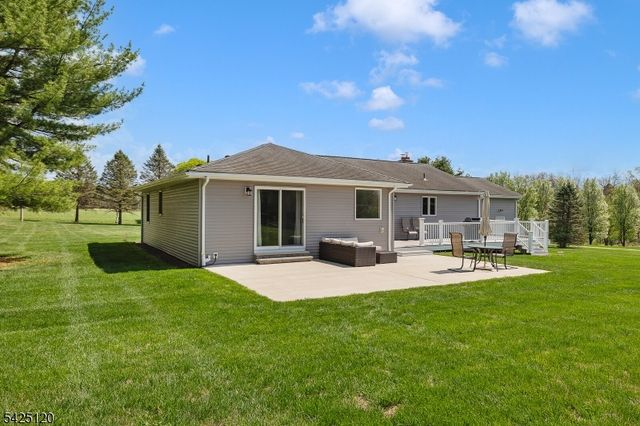 33 Hog Hollow Rd, Alexandria Twp., NJ 08867