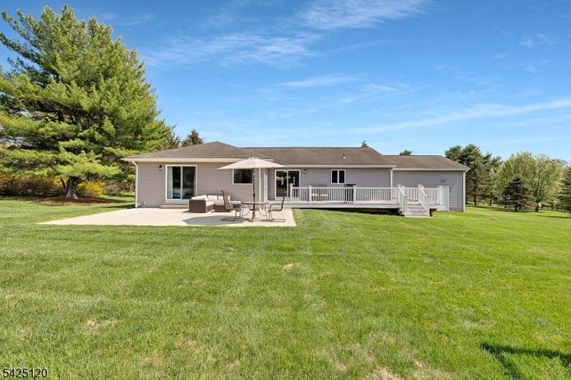 33 Hog Hollow Rd, Alexandria Twp., NJ 08867