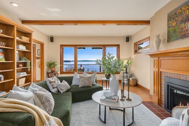 18978 Angeline Avenue NE, Suquamish, WA 98392