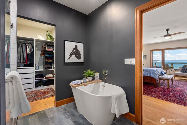 18978 Angeline Avenue NE, Suquamish, WA 98392