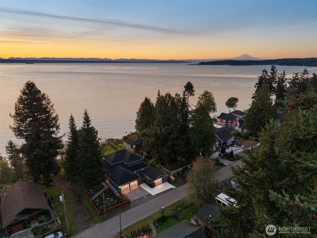 18978 Angeline Avenue NE, Suquamish, WA 98392