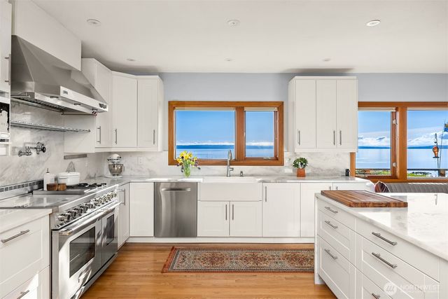 18978 Angeline Avenue NE, Suquamish, WA 98392