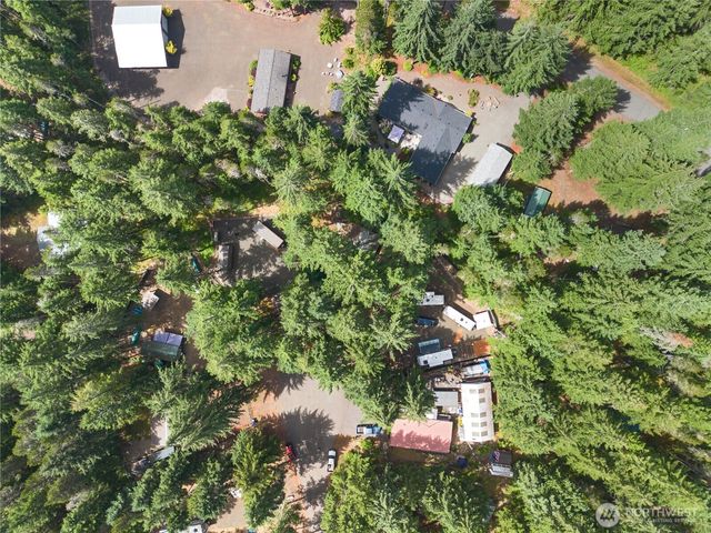 90 N Fircrest Place, Hoodsport, WA 98548