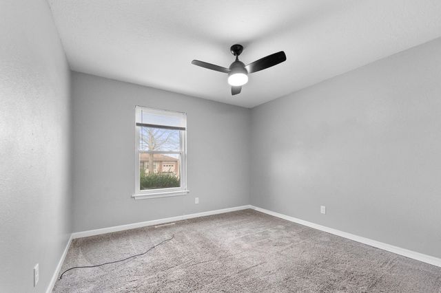 602 E Dyann Drive, Nixa, MO 65714