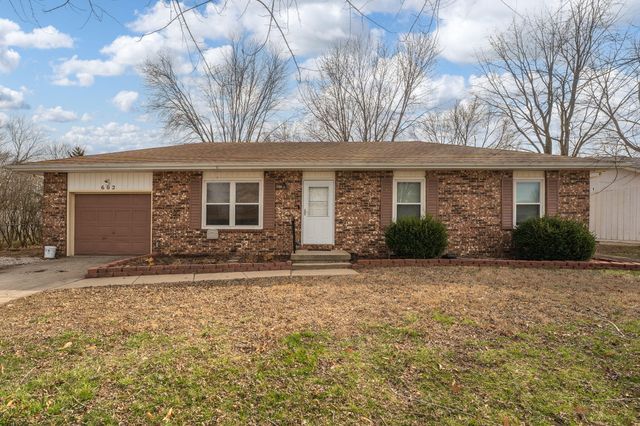 602 E Dyann Drive, Nixa, MO 65714