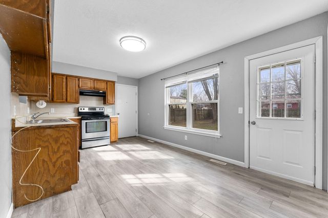 602 E Dyann Drive, Nixa, MO 65714