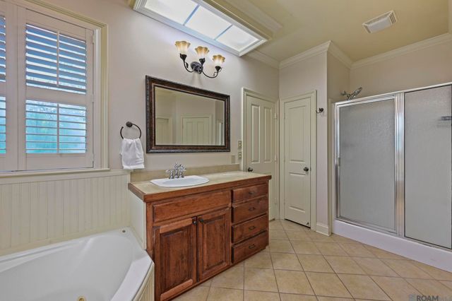 35430 Oak Manor Ave, Geismar, LA 70734