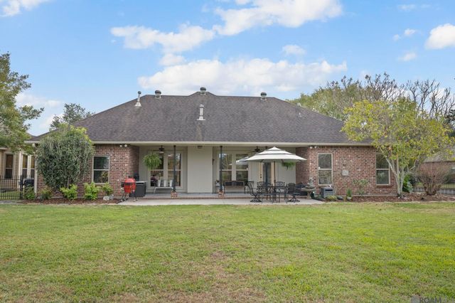 35430 Oak Manor Ave, Geismar, LA 70734