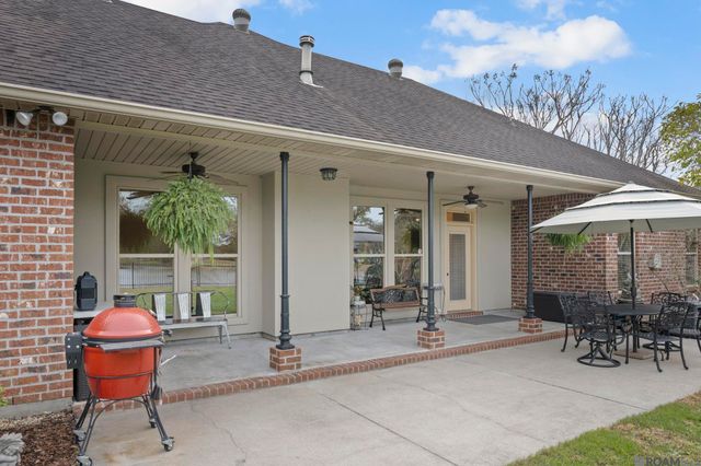 35430 Oak Manor Ave, Geismar, LA 70734