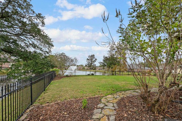 35430 Oak Manor Ave, Geismar, LA 70734