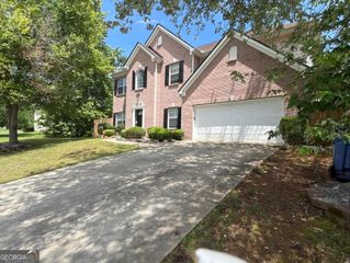 4208 Medlock Woods Drive, Snellville, GA 30039