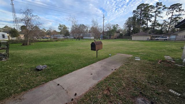 12118 Cathy Drive, Houston, TX 77065