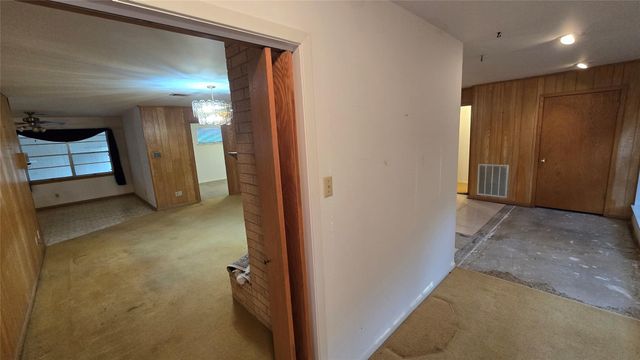 12118 Cathy Drive, Houston, TX 77065