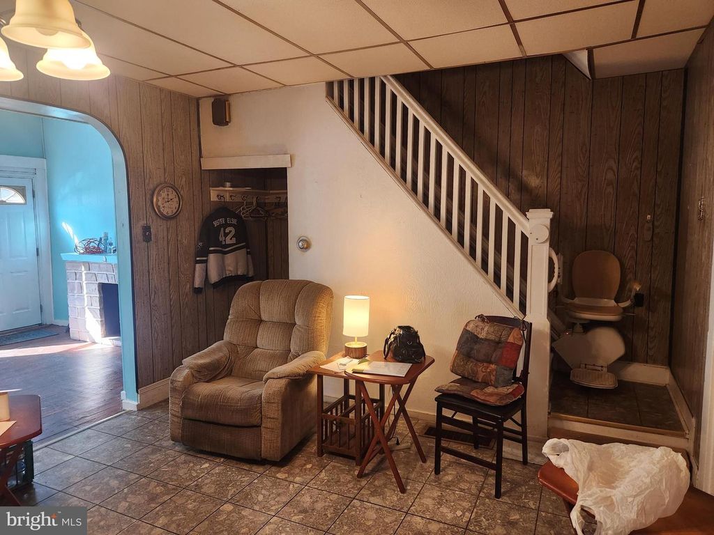 Image 7 of property listing at 117 NEVIN ST, Lancaster, PA 17603