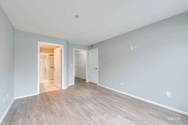 460 Mayflower Lane 1, Bartlett, IL 60103