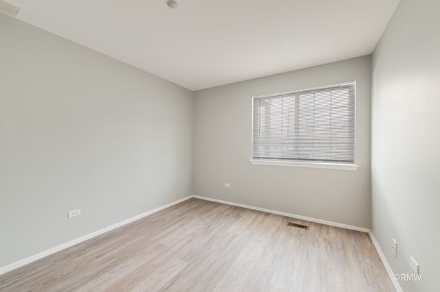 460 Mayflower Lane 1, Bartlett, IL 60103