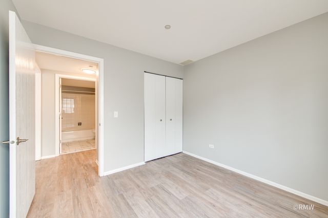 460 Mayflower Lane 1, Bartlett, IL 60103