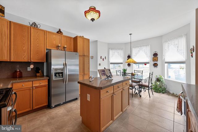 4 REDBUD DR, Sicklerville, NJ 08081