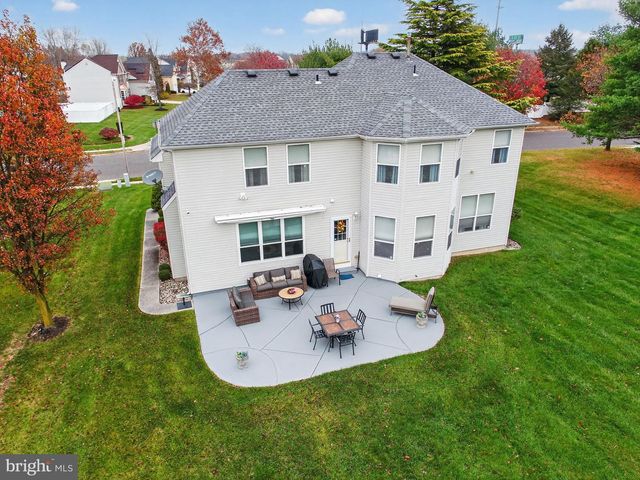 4 REDBUD DR, Sicklerville, NJ 08081