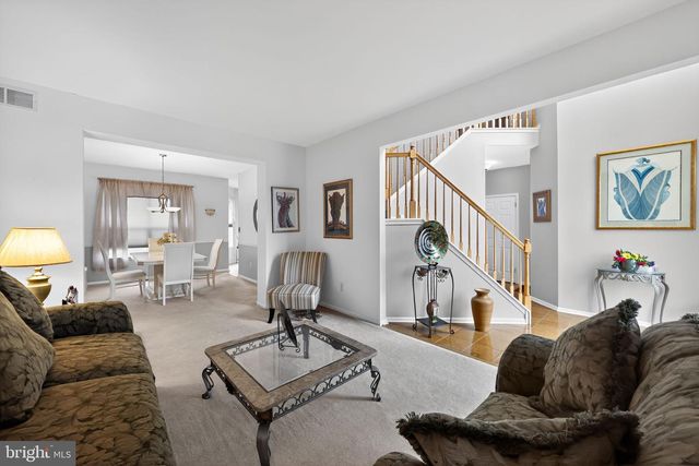 4 REDBUD DR, Sicklerville, NJ 08081