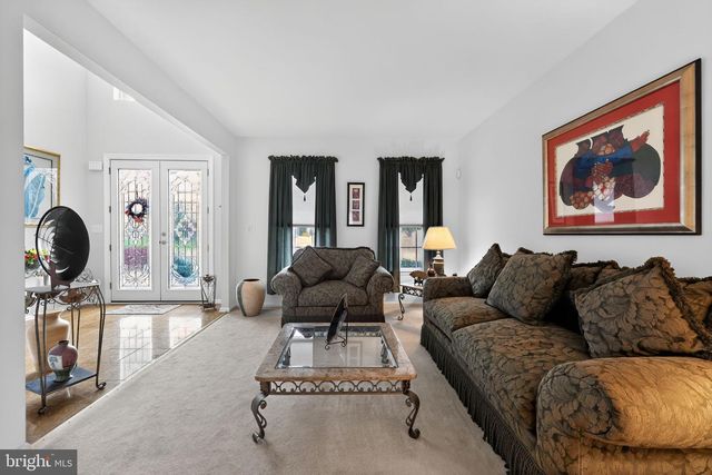 4 REDBUD DR, Sicklerville, NJ 08081