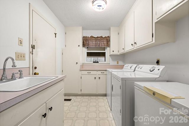 160 Crowders Creek Church Road, Gastonia, NC 28052