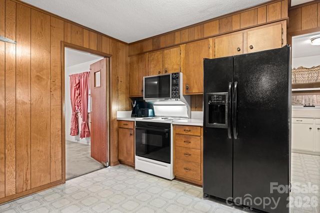 160 Crowders Creek Church Road, Gastonia, NC 28052