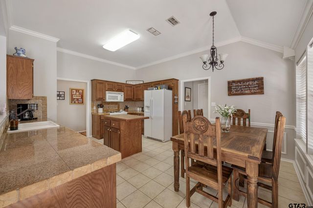 1820 Topaz Cove, Whitehouse, TX 75791