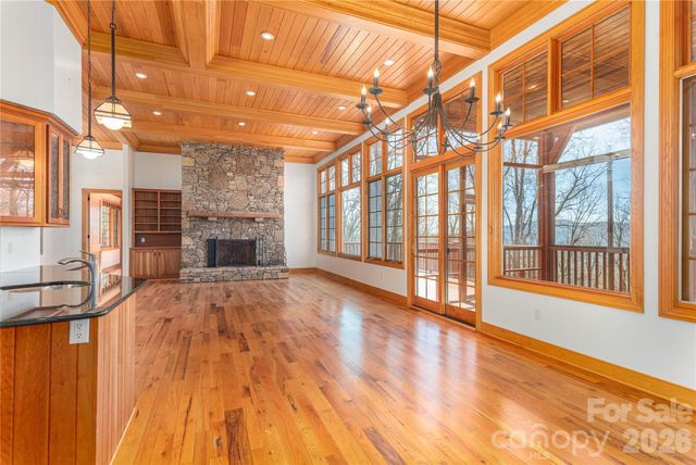 98 Flat Creek Road, Fairview, NC 28730