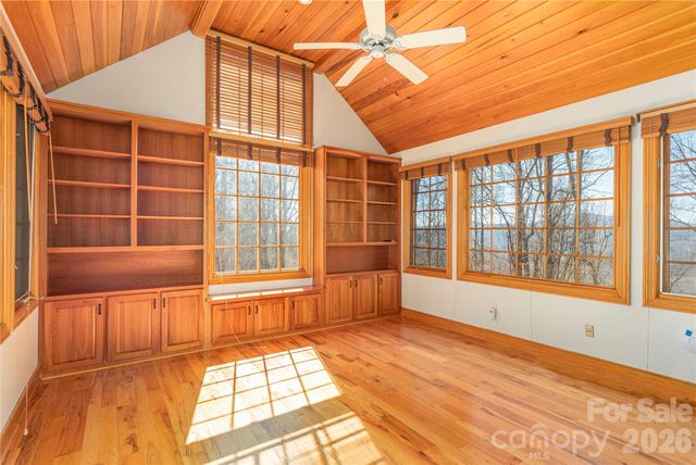98 Flat Creek Road, Fairview, NC 28730