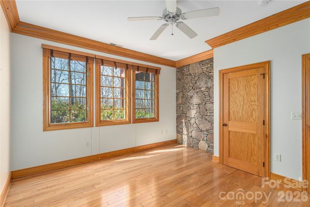 98 Flat Creek Road, Fairview, NC 28730