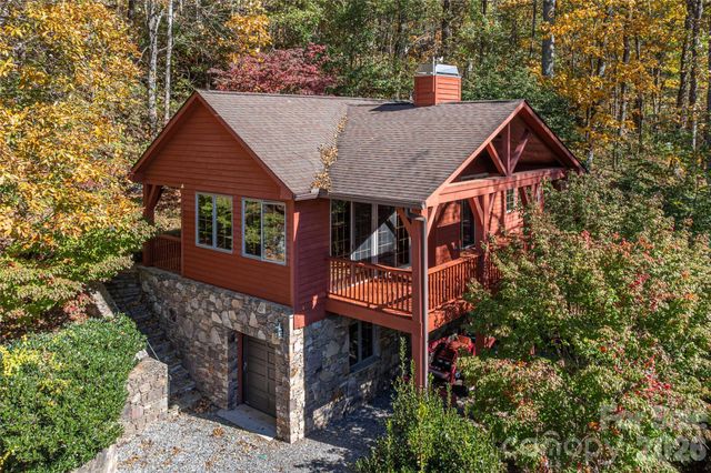 98 Flat Creek Road, Fairview, NC 28730