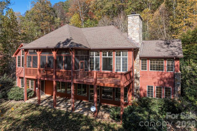 98 Flat Creek Road, Fairview, NC 28730