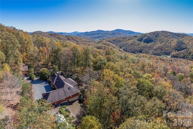 98 Flat Creek Road, Fairview, NC 28730