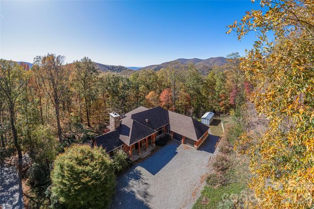98 Flat Creek Road, Fairview, NC 28730
